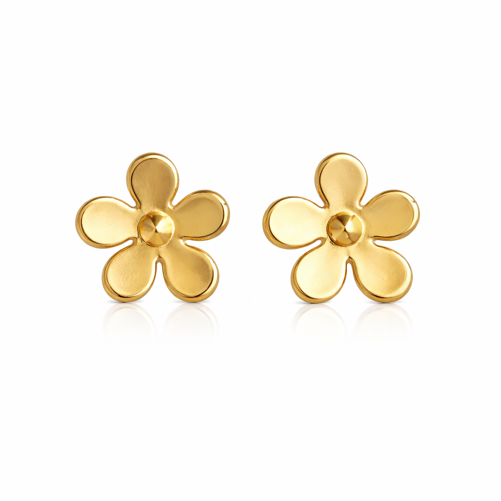 Sunlit Daisy Studs