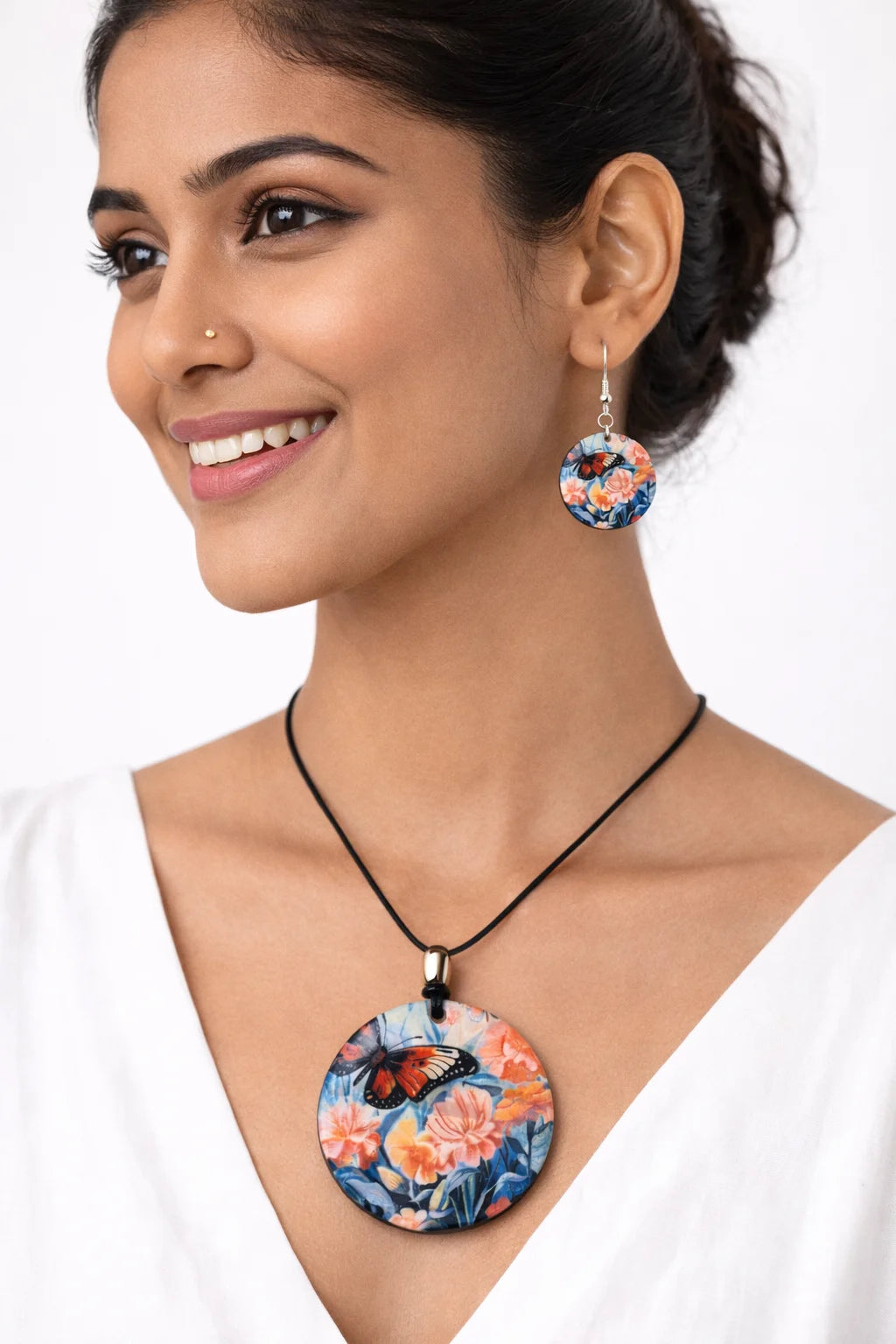 Butterfly Crush Shell Necklace Set