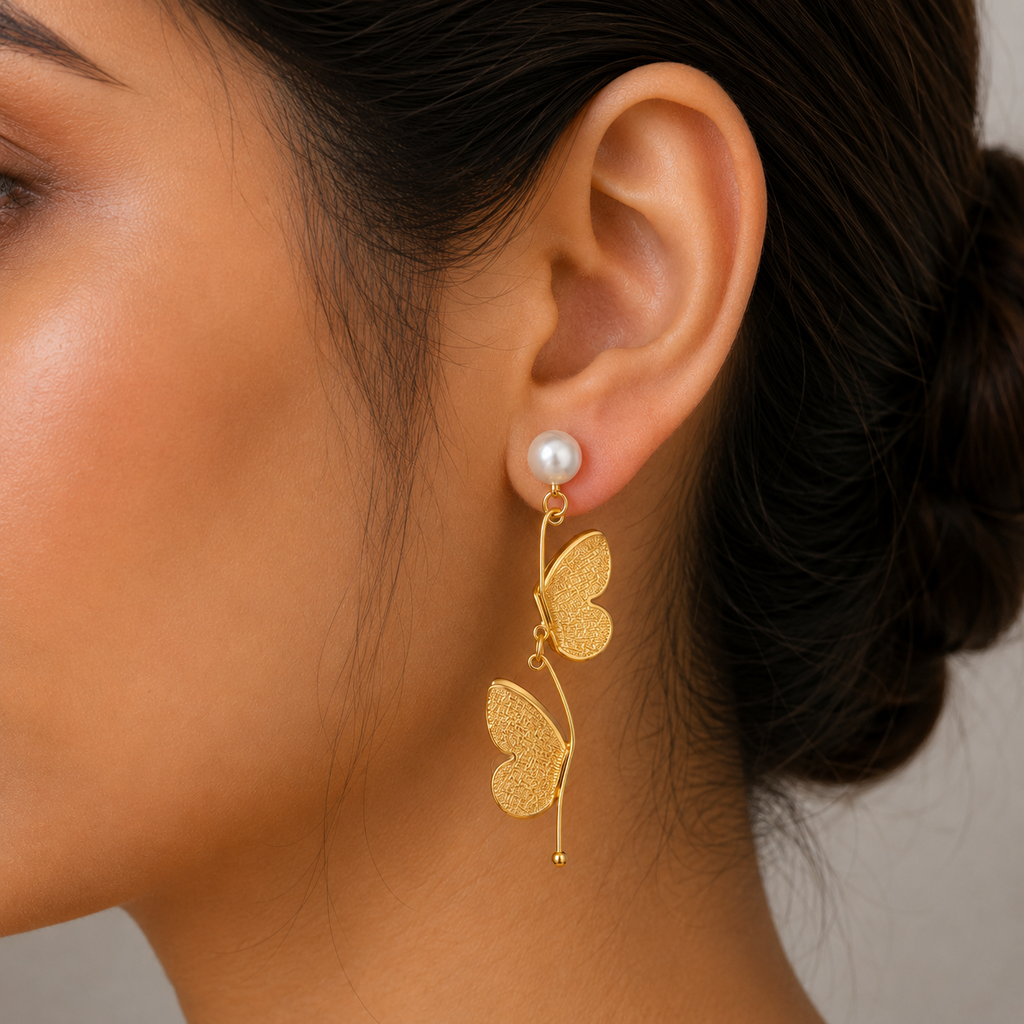 Flutter Kiss Earrings