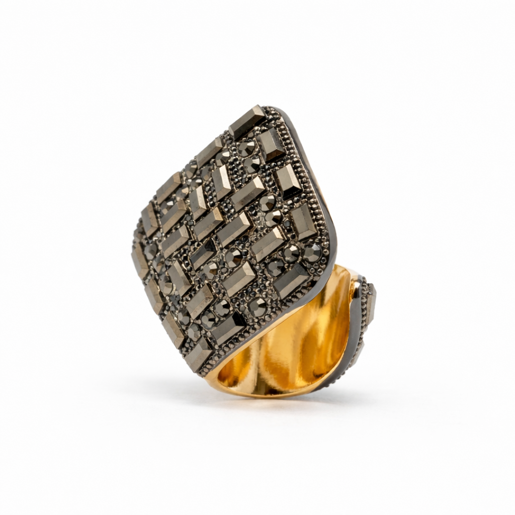 Noir Matrix Studs